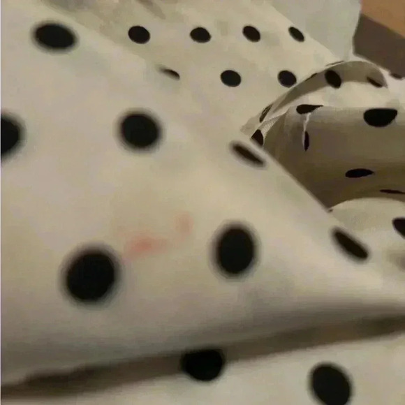 Carole Little black and white wrap blouse 3/4 flare sleeve with tie closure. - Picture 4 of 4